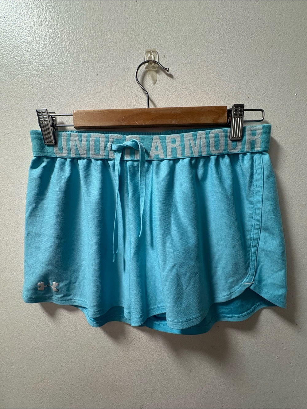Under Armour Light Blue Athletic Shorts with White Logo Waistband size small